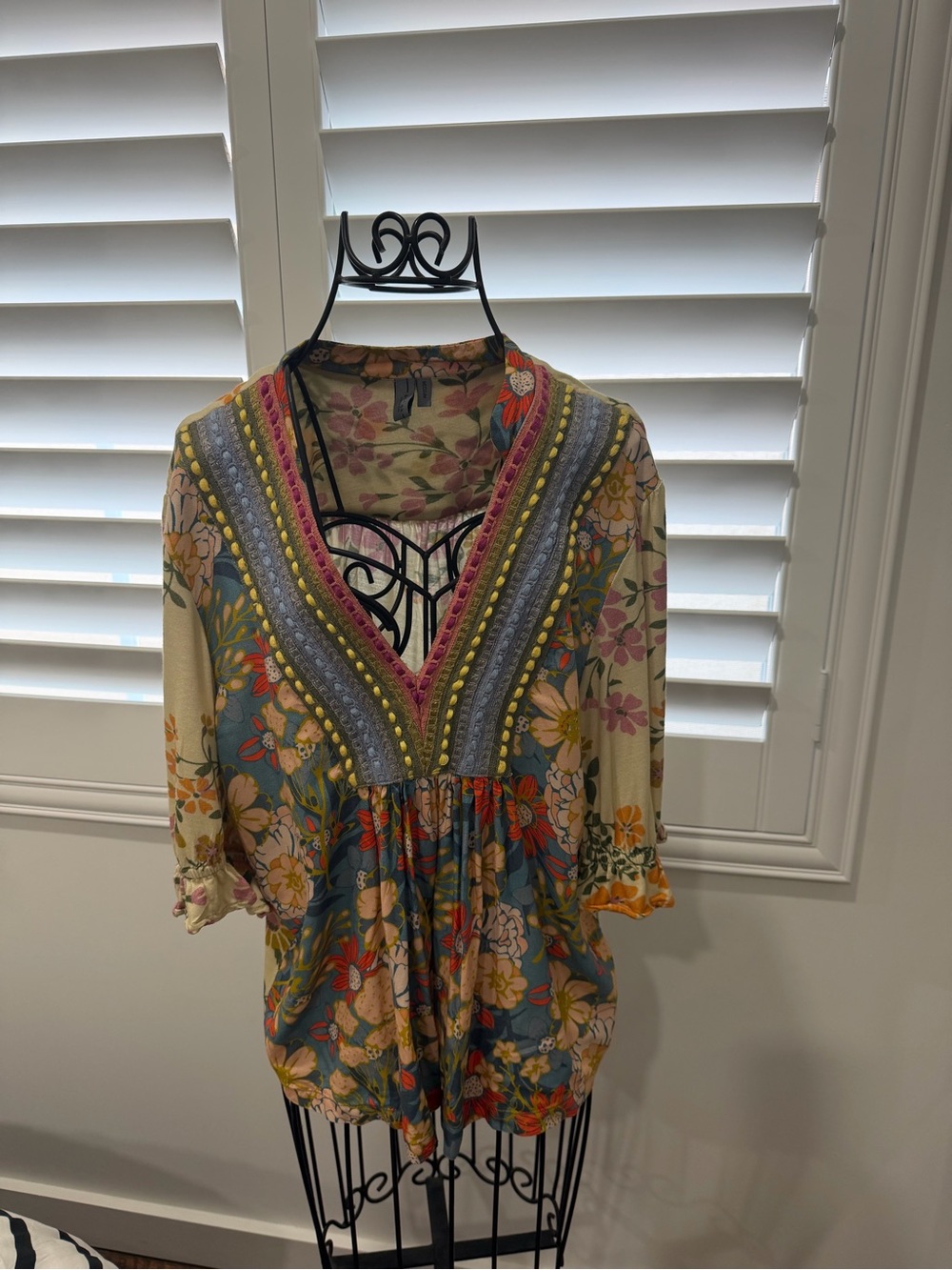 Anthropologie Floral V‑Neck Tunic in Blue, Cream, Pink, Yellow